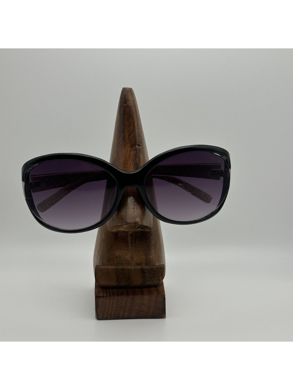 Guess Women's Black Oversized Sunglasses with Patterned Arms